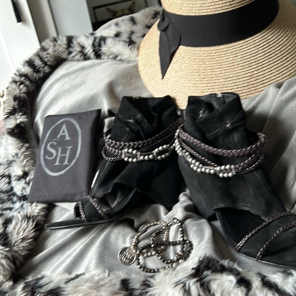 ASH Rocker Vibe wedges in black - Picture 3 of 11